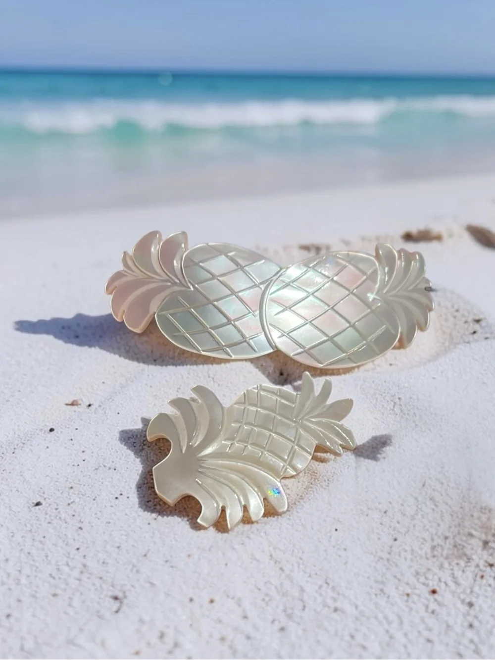 🌺4 Vintage Mother of Pearl Hair Accessories & Pin